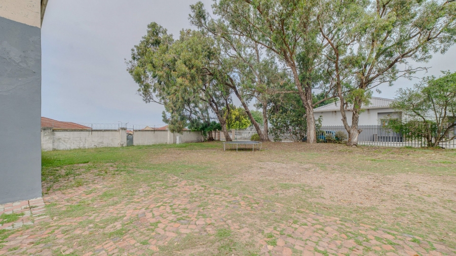 2 Bedroom Property for Sale in Algoa Park Eastern Cape